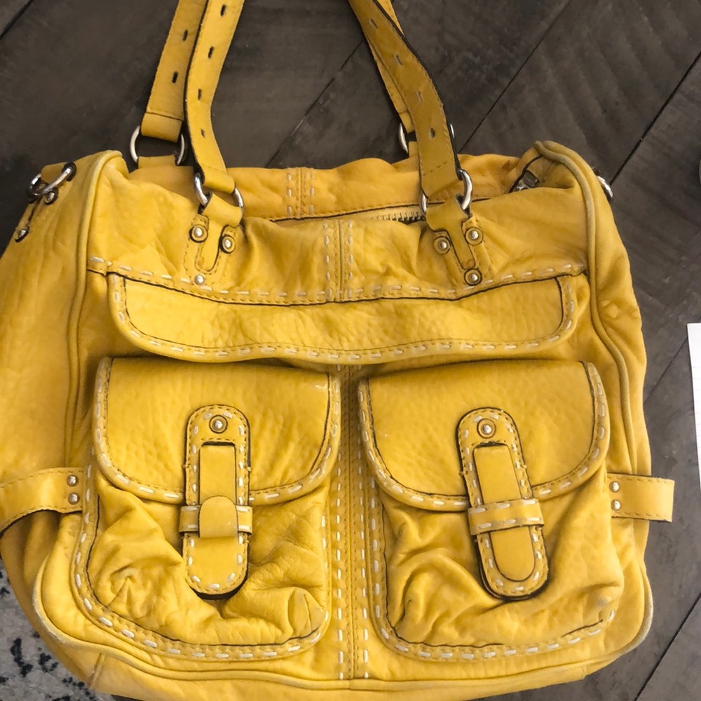 Gianni Bini mustard leather purse